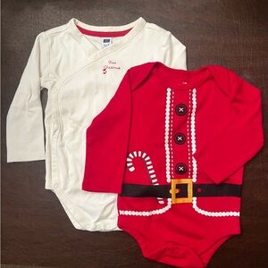 Baby size 12 months lot of 2 Christmas Bodysuits. Excellent Condition!!